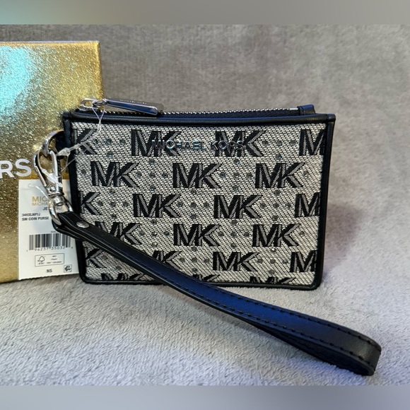 đź–¤MICHAEL KORSđź–¤Black/Light Cream Small Jet Set Coin Purse Boxed Set/NWT - Picture 2 of 9